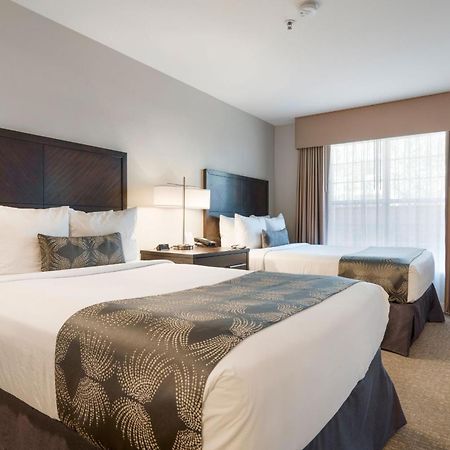 Chase Suites Brea-Fullerton - North Orange County Zewnętrze zdjęcie