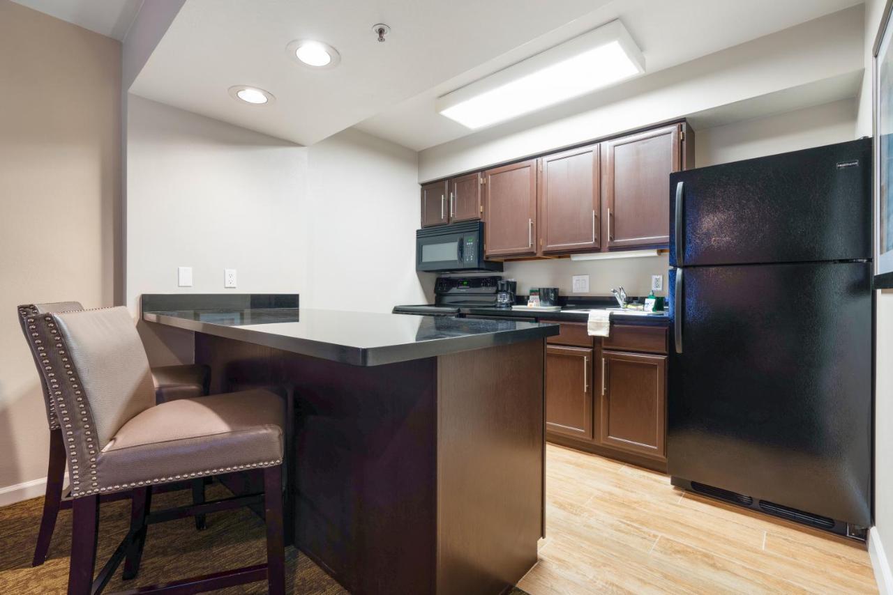 Chase Suites Brea-Fullerton - North Orange County Zewnętrze zdjęcie