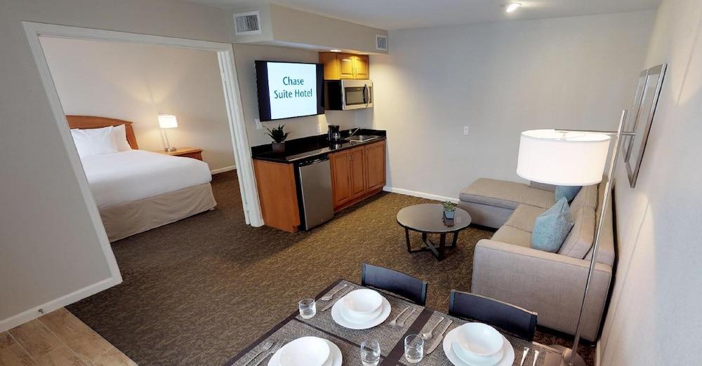 Chase Suites Brea-Fullerton - North Orange County Zewnętrze zdjęcie